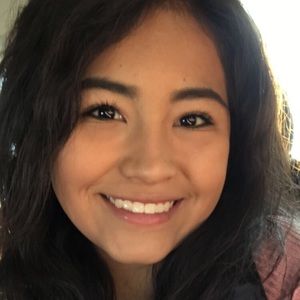 Meet your Posher, Claudia